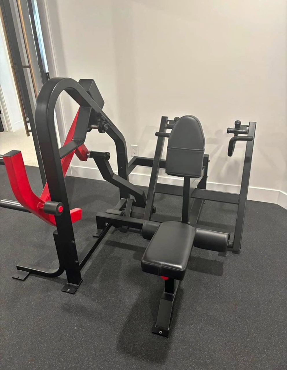 used plate-loaded row machine